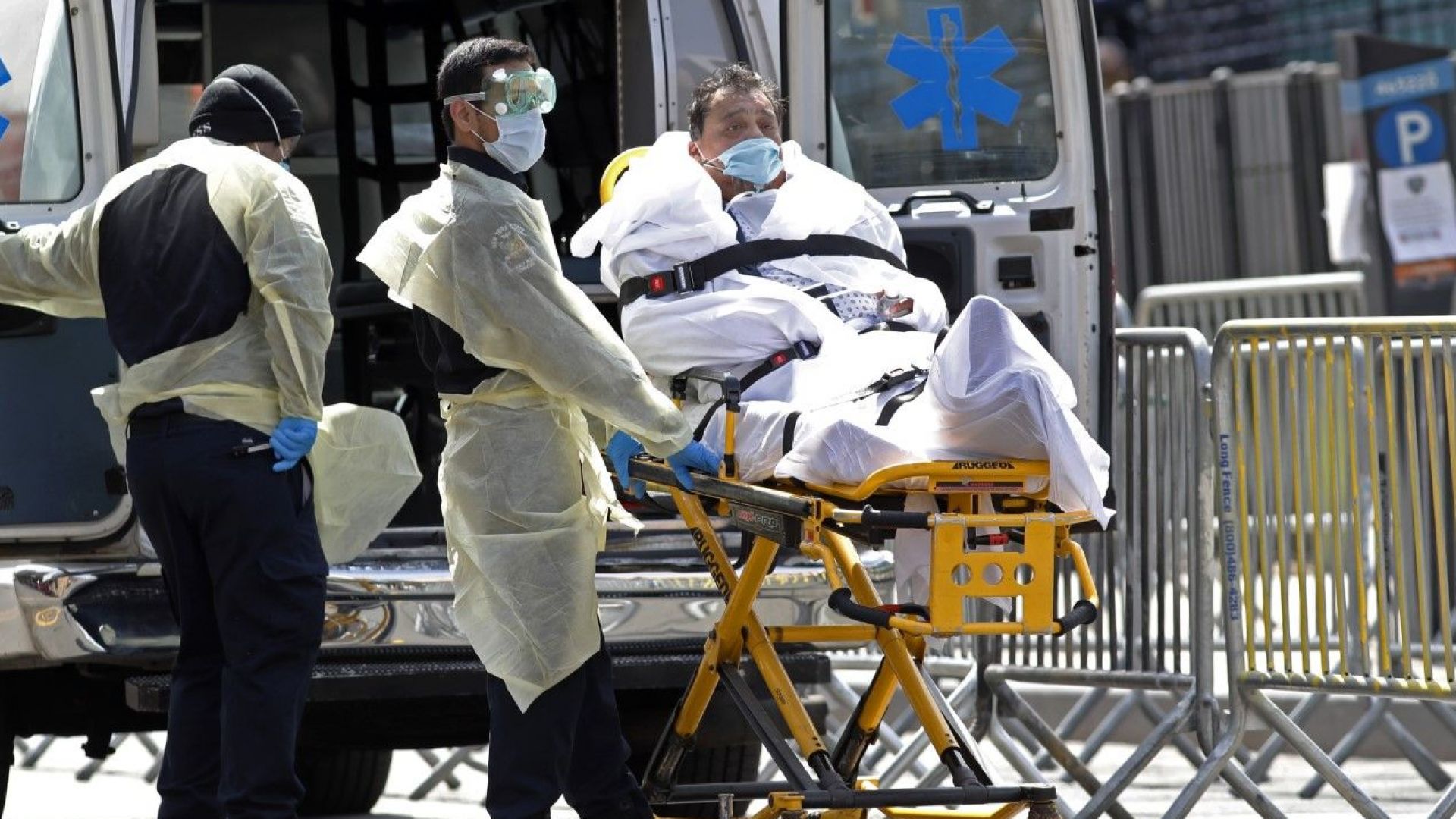 В последните 24 часа в САЩ са починали около 2000