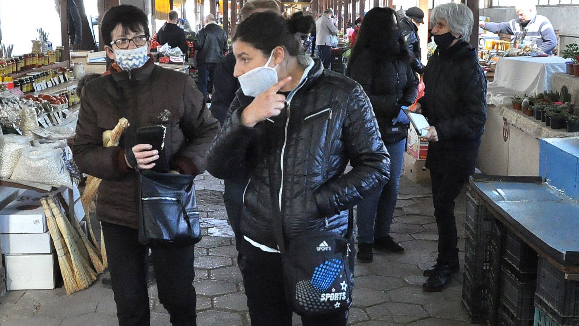 Ще затварят пазари ако не се спазват изискванията на извънредното