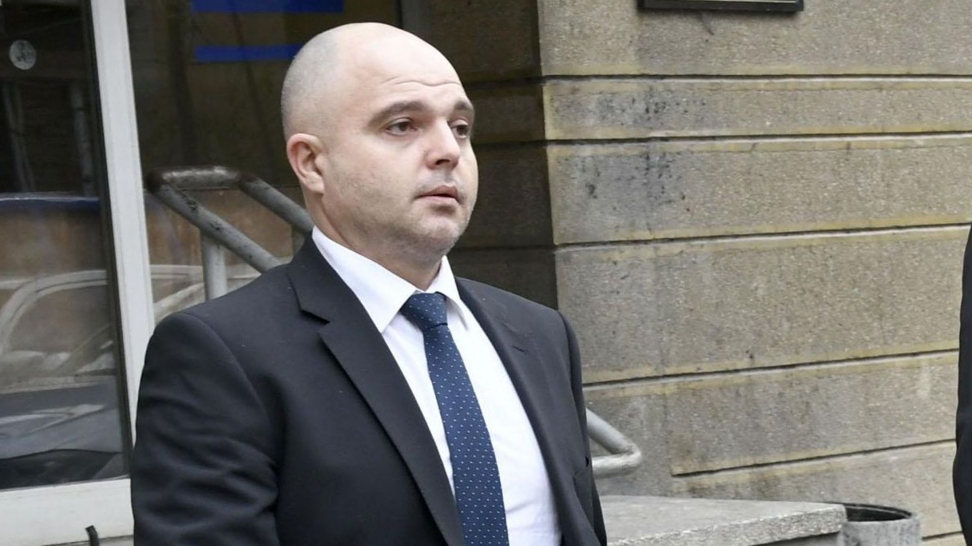 Днес има задържани на КПП тата в София защото искат да