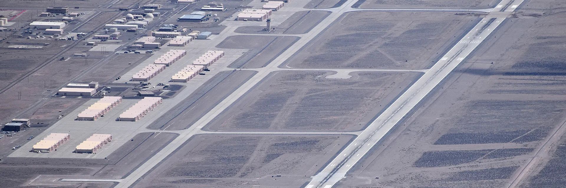 Заснеха "Зона 51" от безпрецедентно близо (галерия)