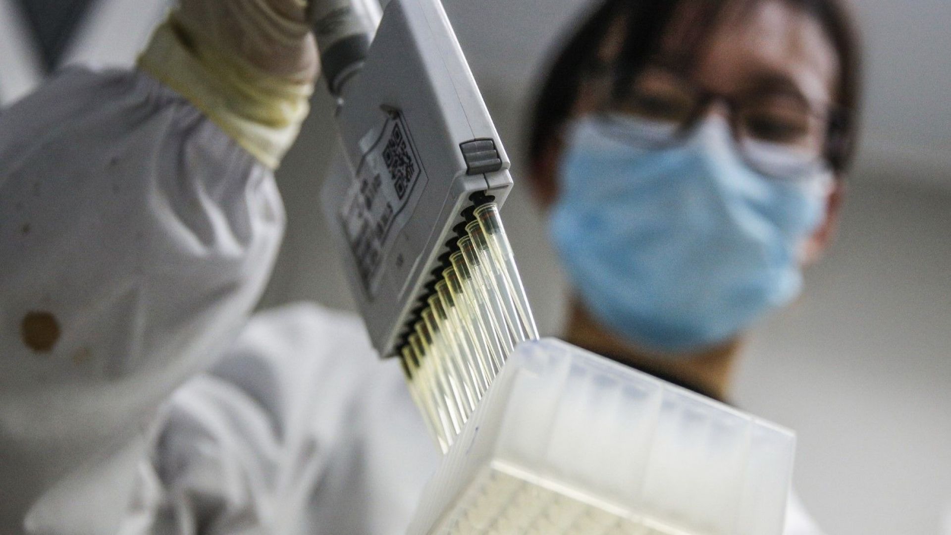 Русия е основният източник за внасяне на вируса в Китай