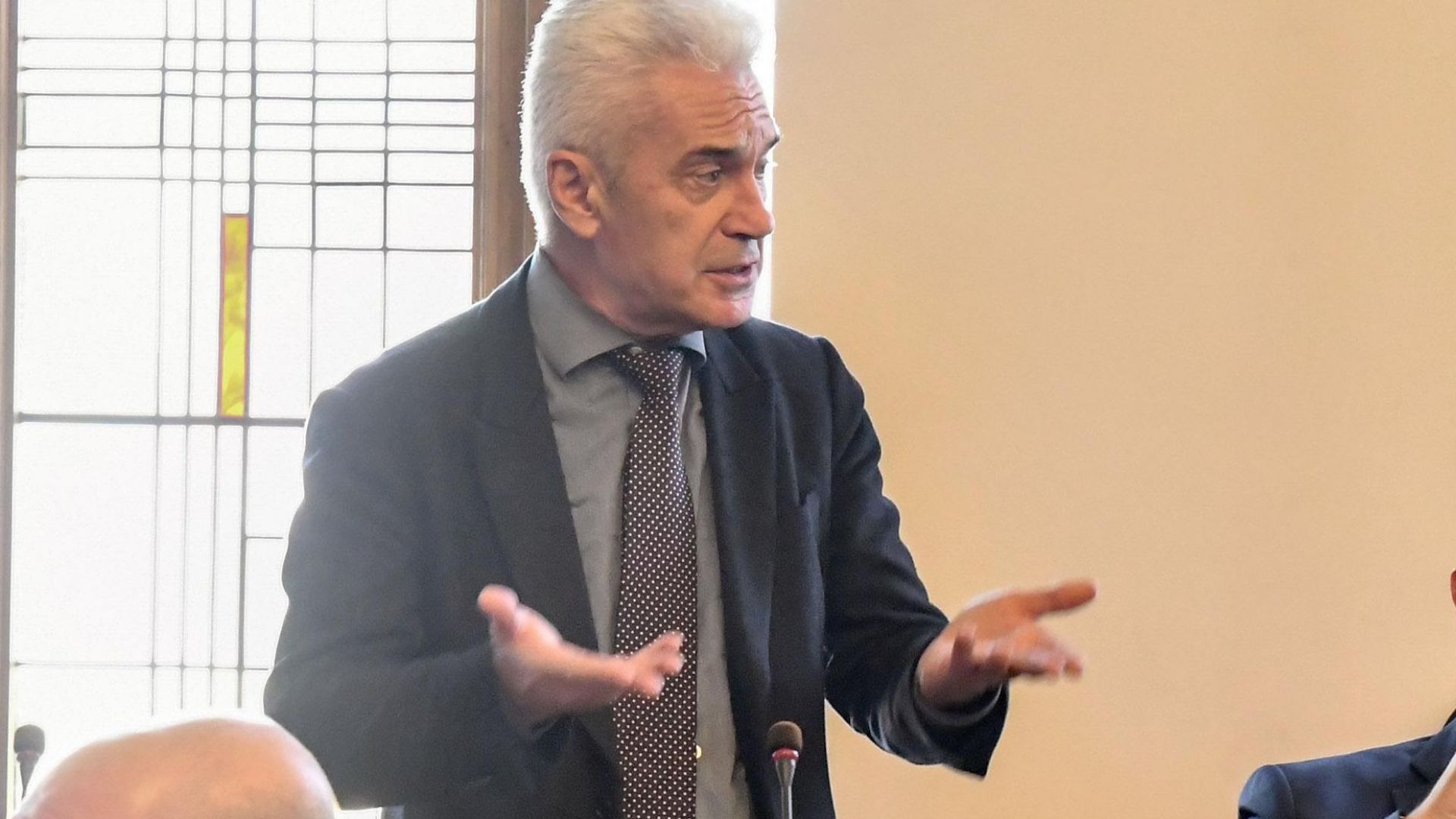 Волен Сидеров ще бъде доведен принудително в сградата на СДВР