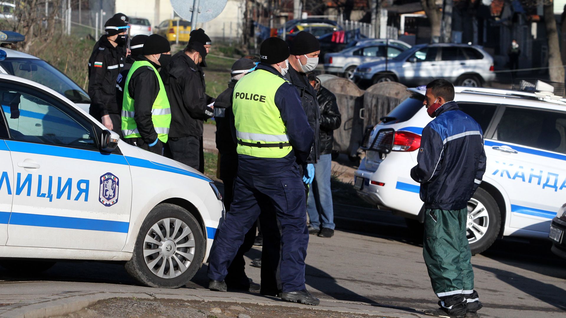 Екипи на столичната Регионална здравна инспекция започнаха масовото тестване за