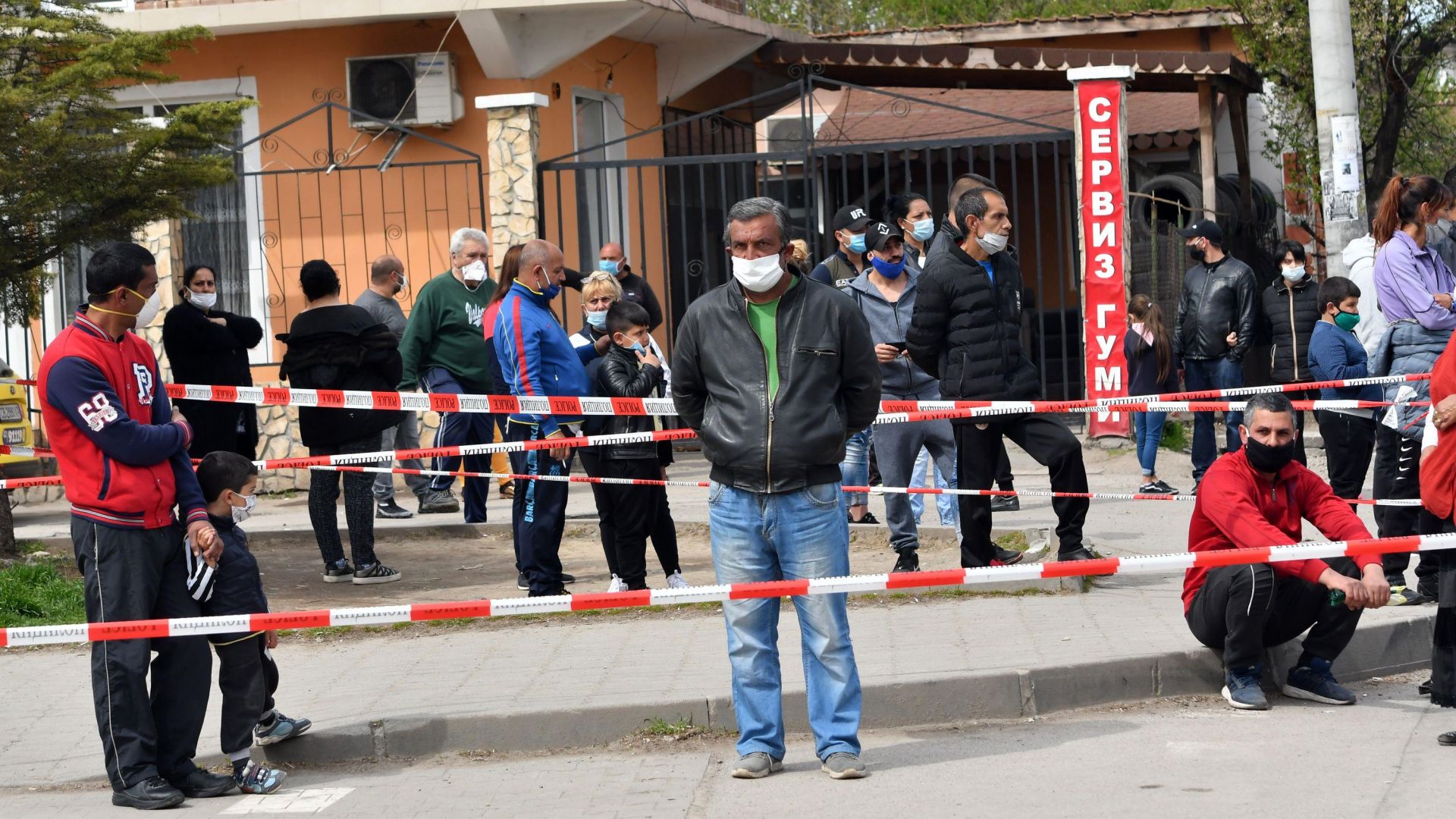 216 проби е взела столичната РЗИ в двата ромски квартала