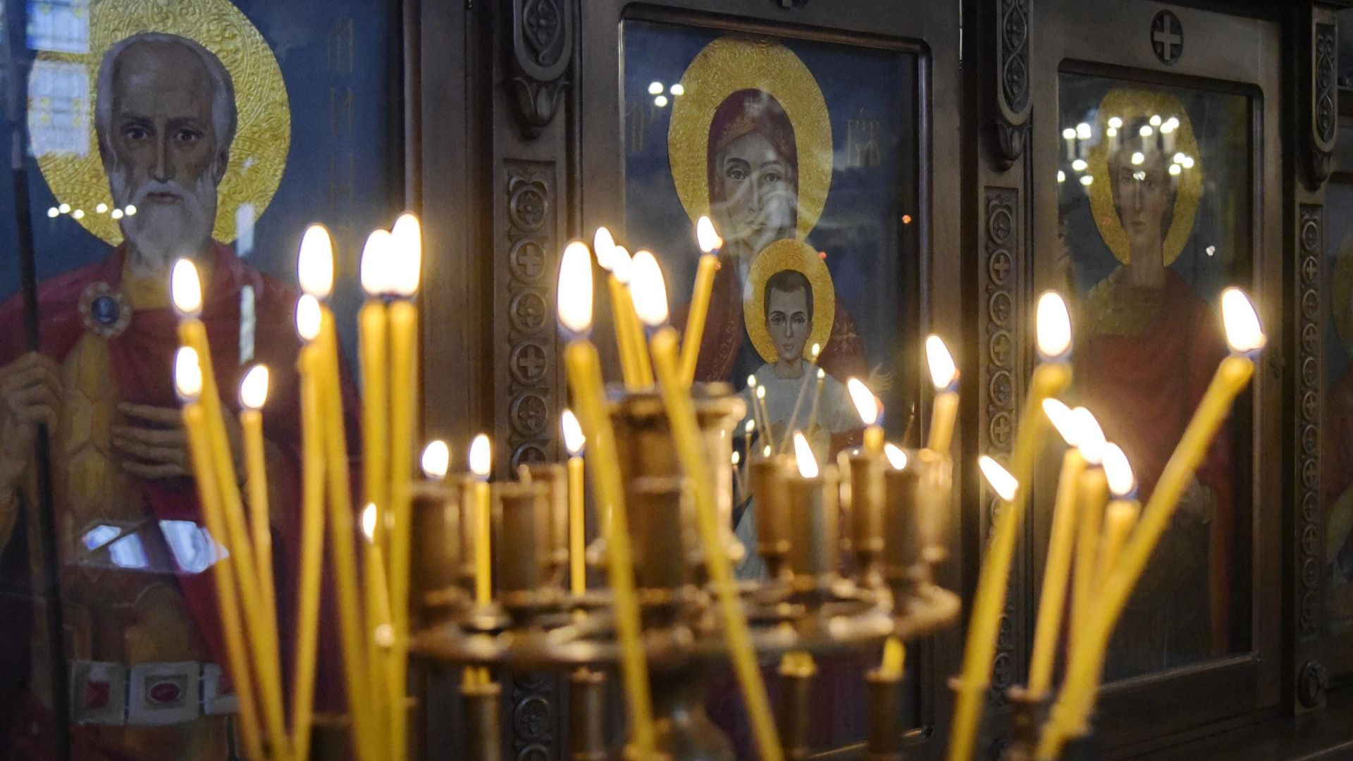 Православните християни са в очакване на Великден Велика Събота е