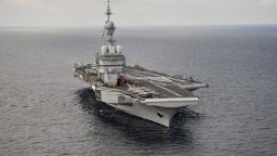 Над 1000 френски военни моряци  от самолетоносача "Шарл де Гол"  са заразени с COVID-19