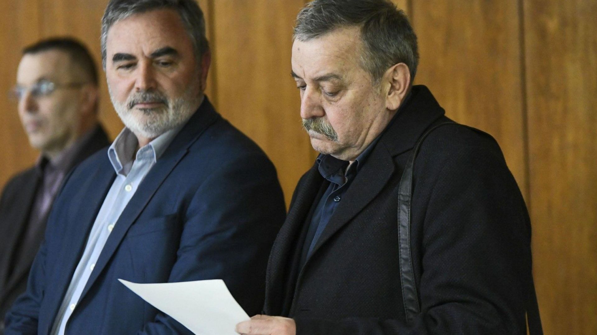 Подготвени са заповедите с които от следващата седмица ще възобновим