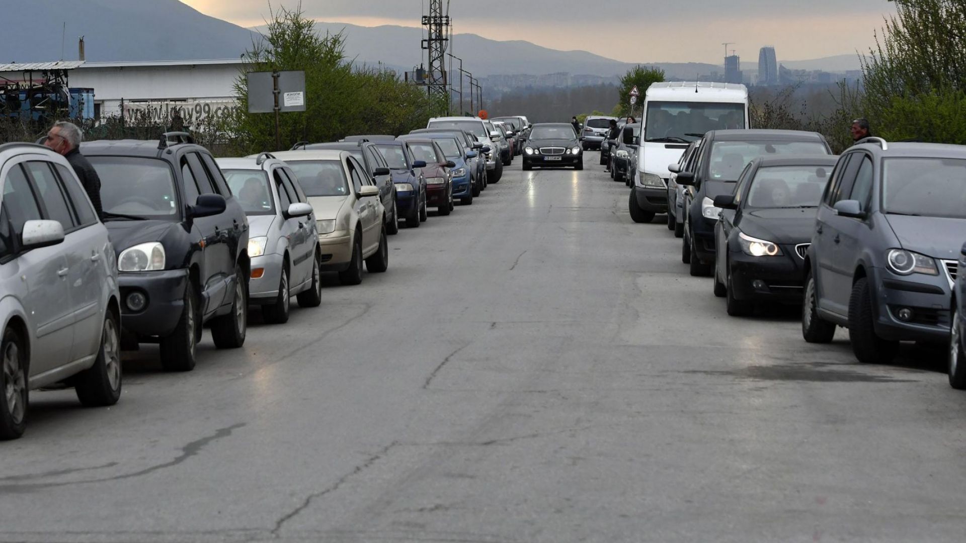 Движението по пътя София-Калотина край Сливница ще е двупосочно в едно платно цяло лято