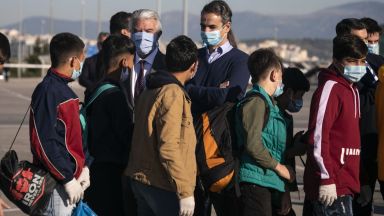 Българка е заразена с Covid-19 в мигрантски хотел в Гърция