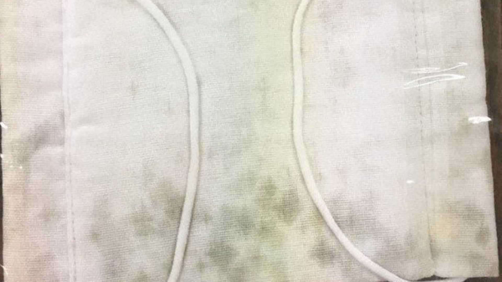 Усилията на Япония да раздаде на населението предпазни маски от