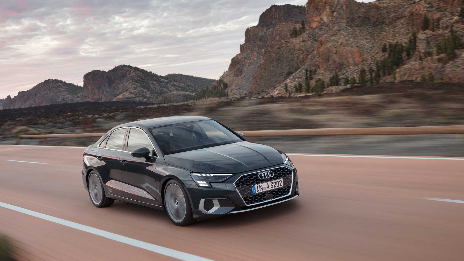 Audi представи седан версията на A3