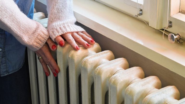 Сметките за парно и топла вода на столичани през януари