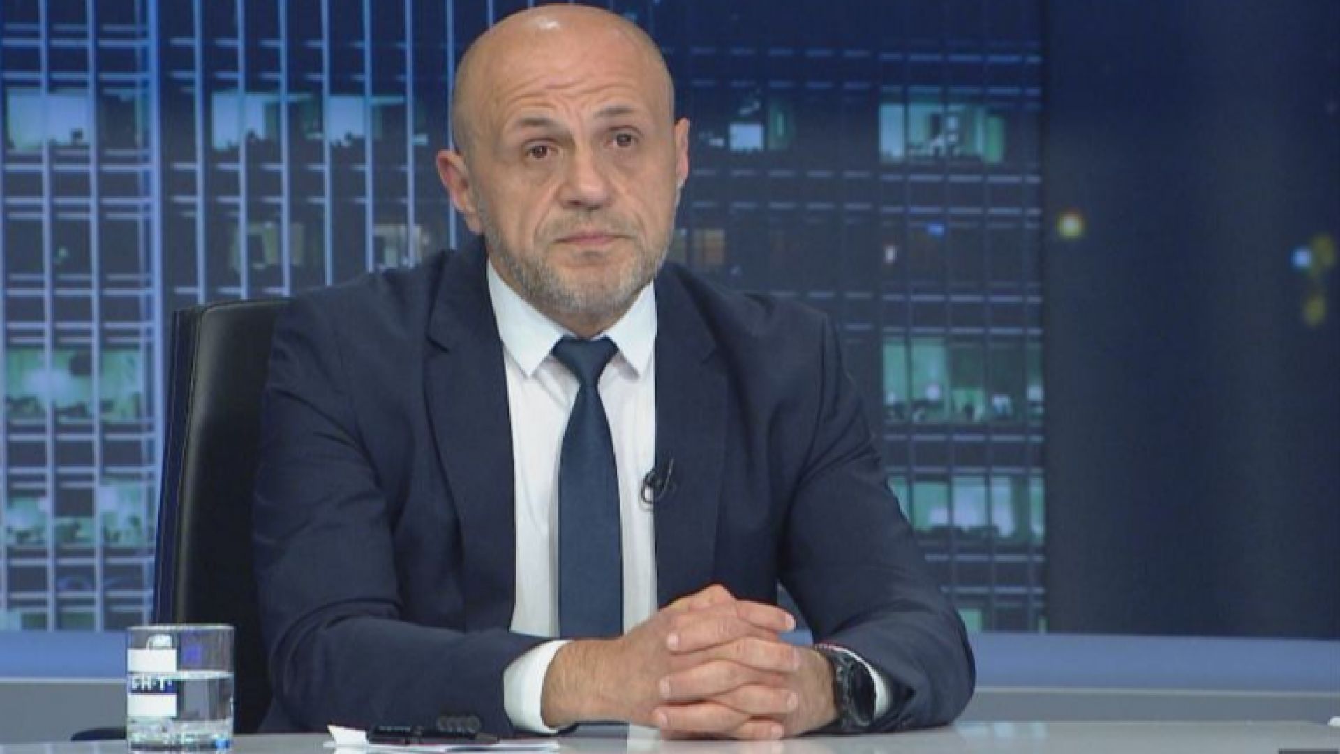 Безспорно е че българската икономика не може да остане безкрайно