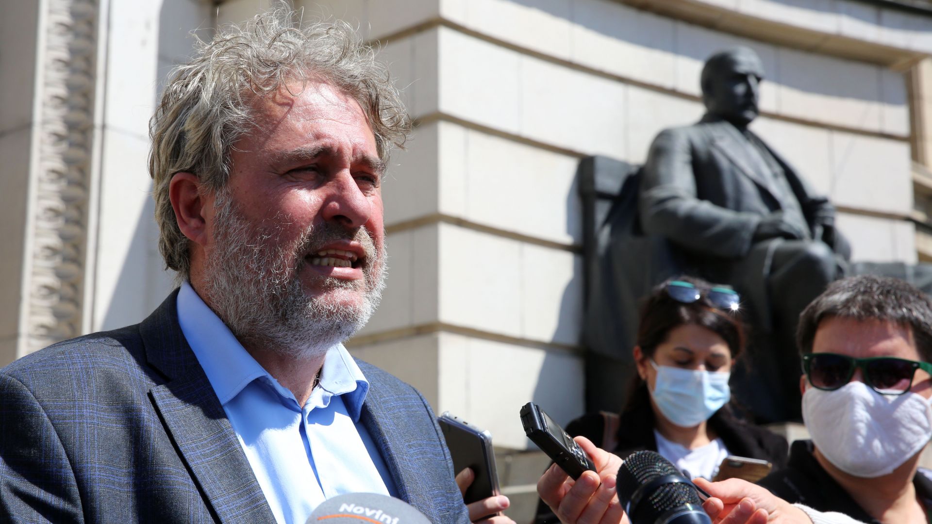 Вежди Рашидов е един изключителен художник това мога да кажа