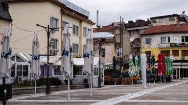 Драстични мерки за борба с коронавируса предлага на оперативния щаб