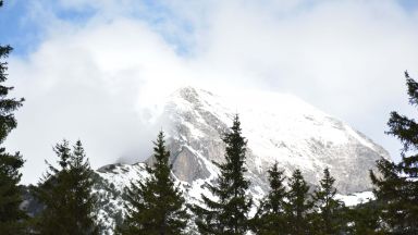 Планинските спасители които пето денонощие издирват 69 годишния турист Пламен Христов