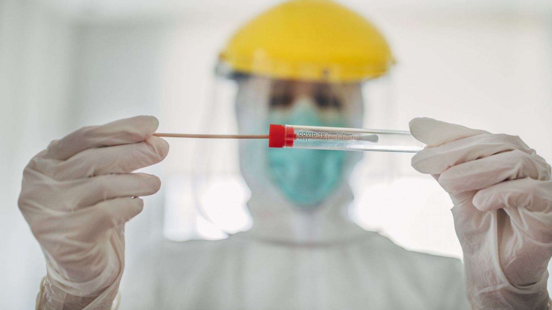 Чехия иска от български работници отрицателен тест за коронавирус 