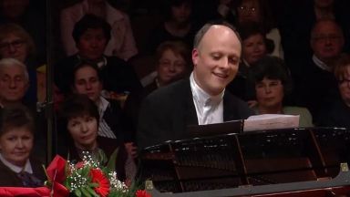 Концерт за три пиана и Музикална шега от Моцарт представя "Кантус Фирмус" на 6 май 