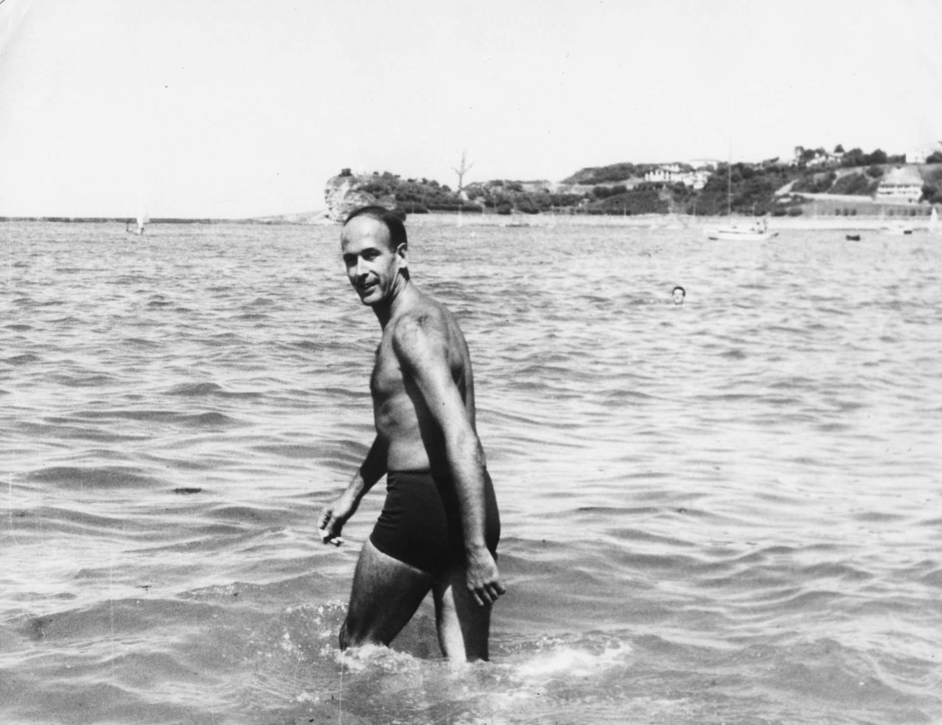  д`Естен по време на ваканция през август 1965 година