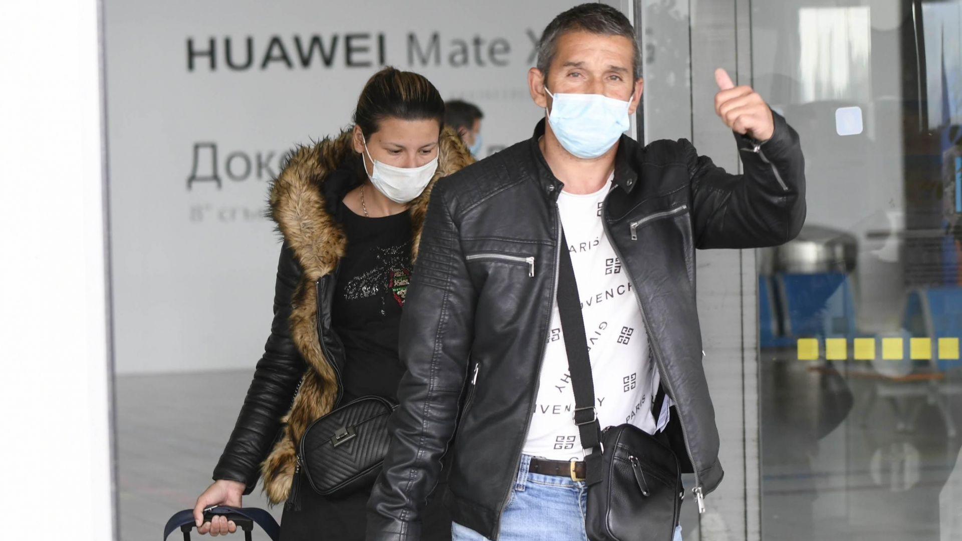 Адвокатът на върнатите от Франция български сезонни работници Кантен Декамп