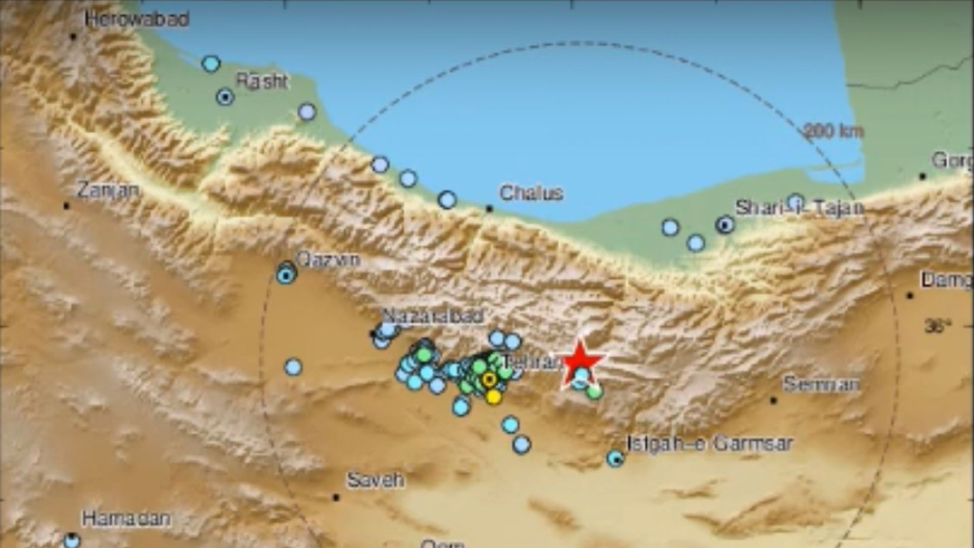 Най-малко един загинал и 6 ранени при земетресение в Иран (видео)
