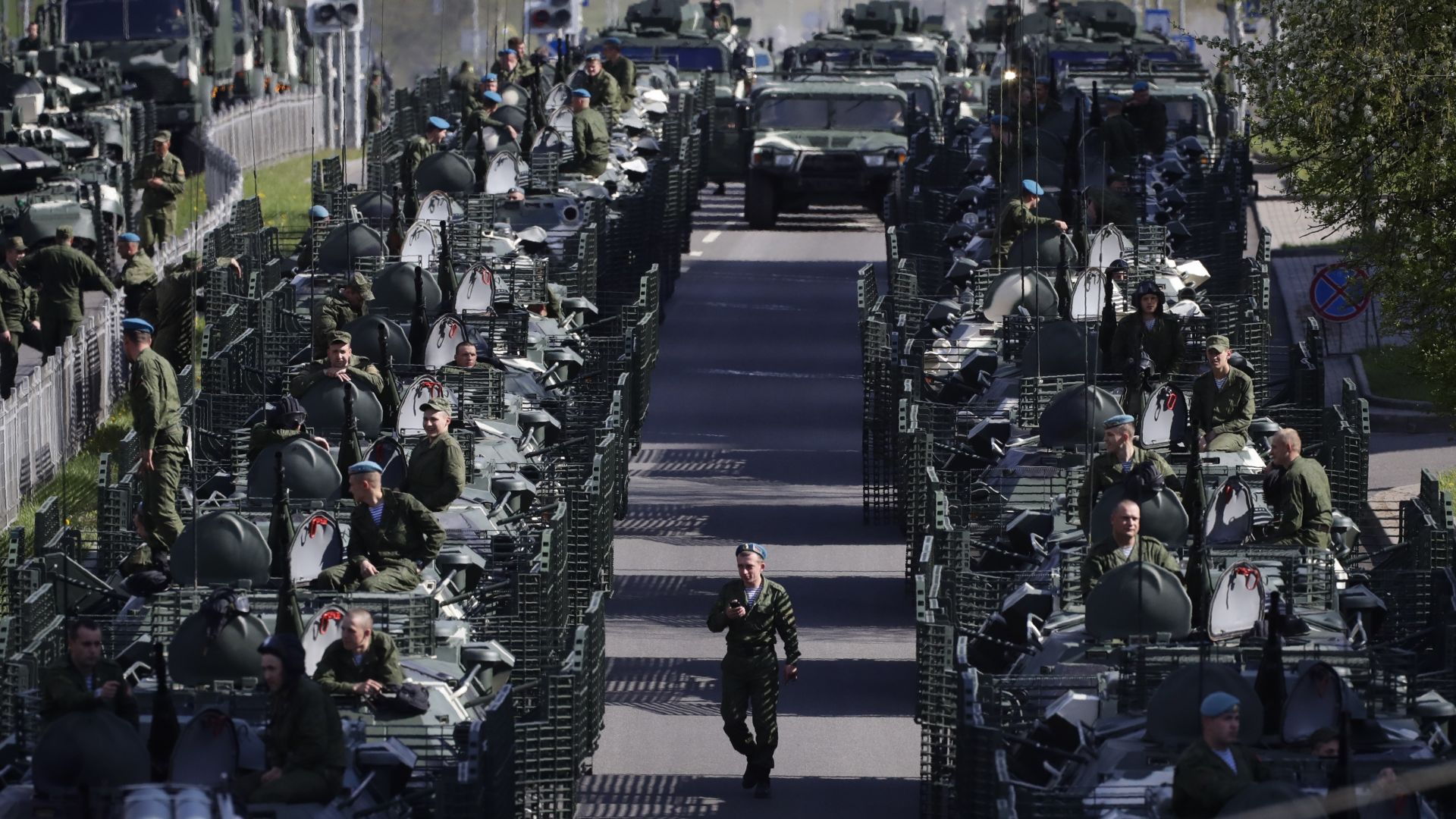 Въпреки опасенията от разпространение на новия коронавирус Беларус ще чества