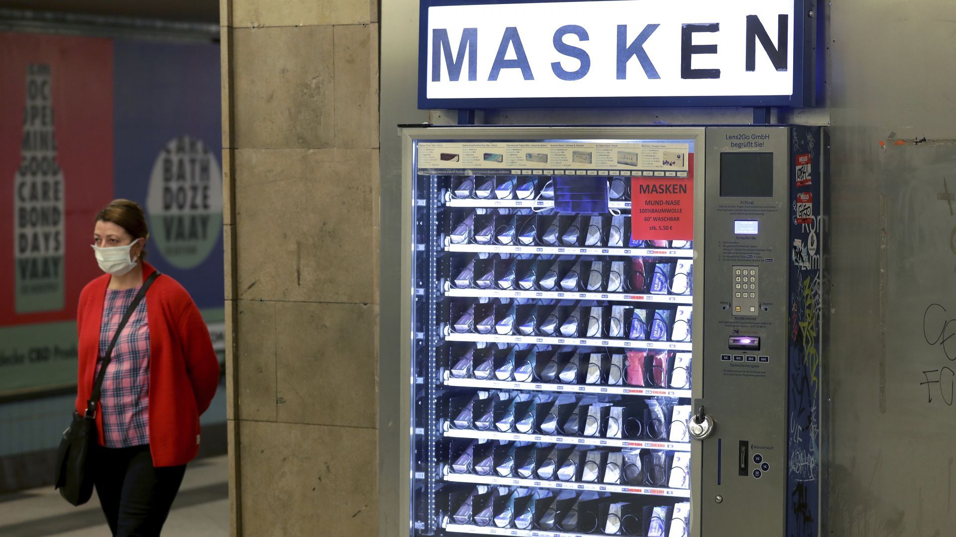 Извънредна полева болница за заразени с COVID 19 отвори врати в