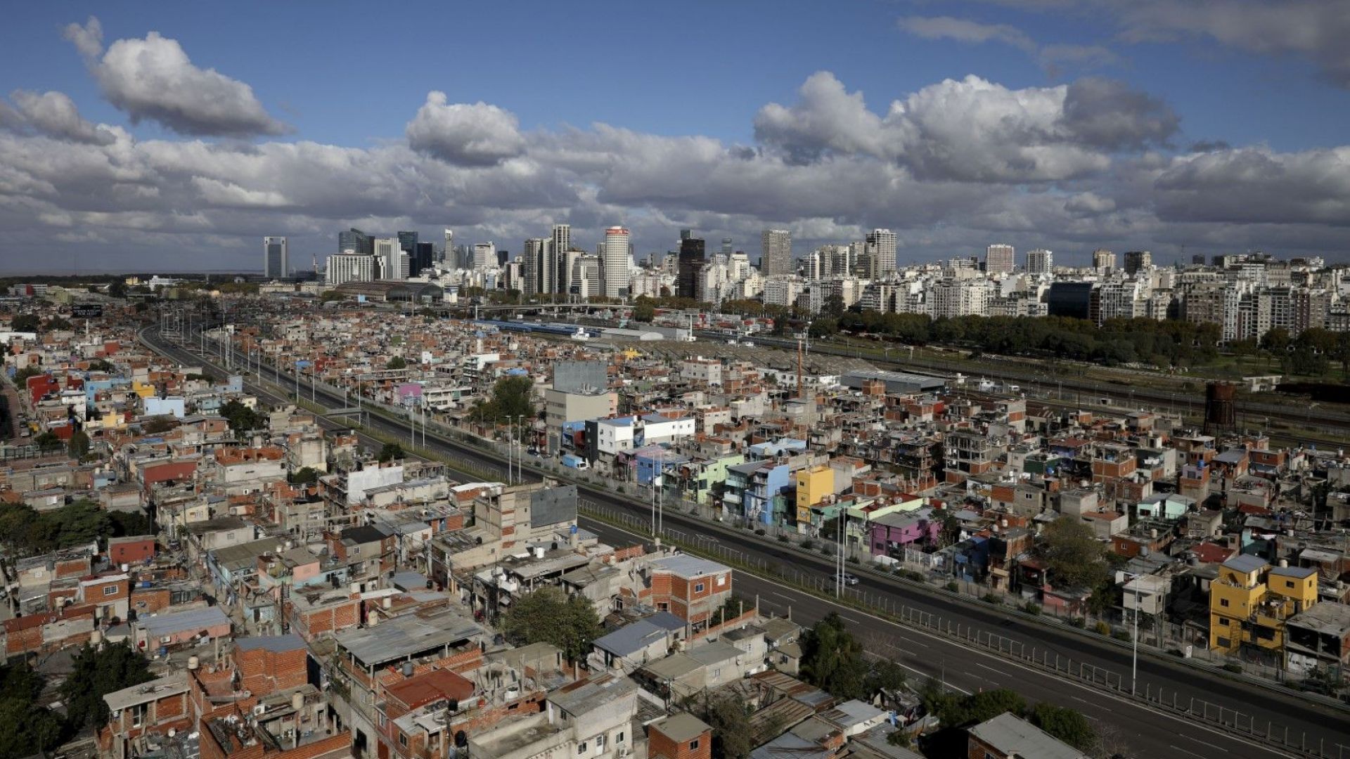 Аржентина удължи с 10 дни срока за преструктуриране на $65 милиарда дълг