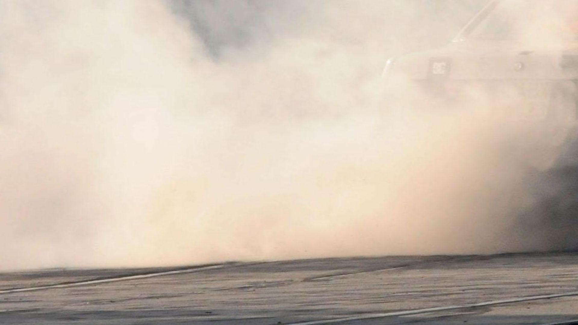 Шофьор е заловен да дрифтира на кръстовище в Русе по