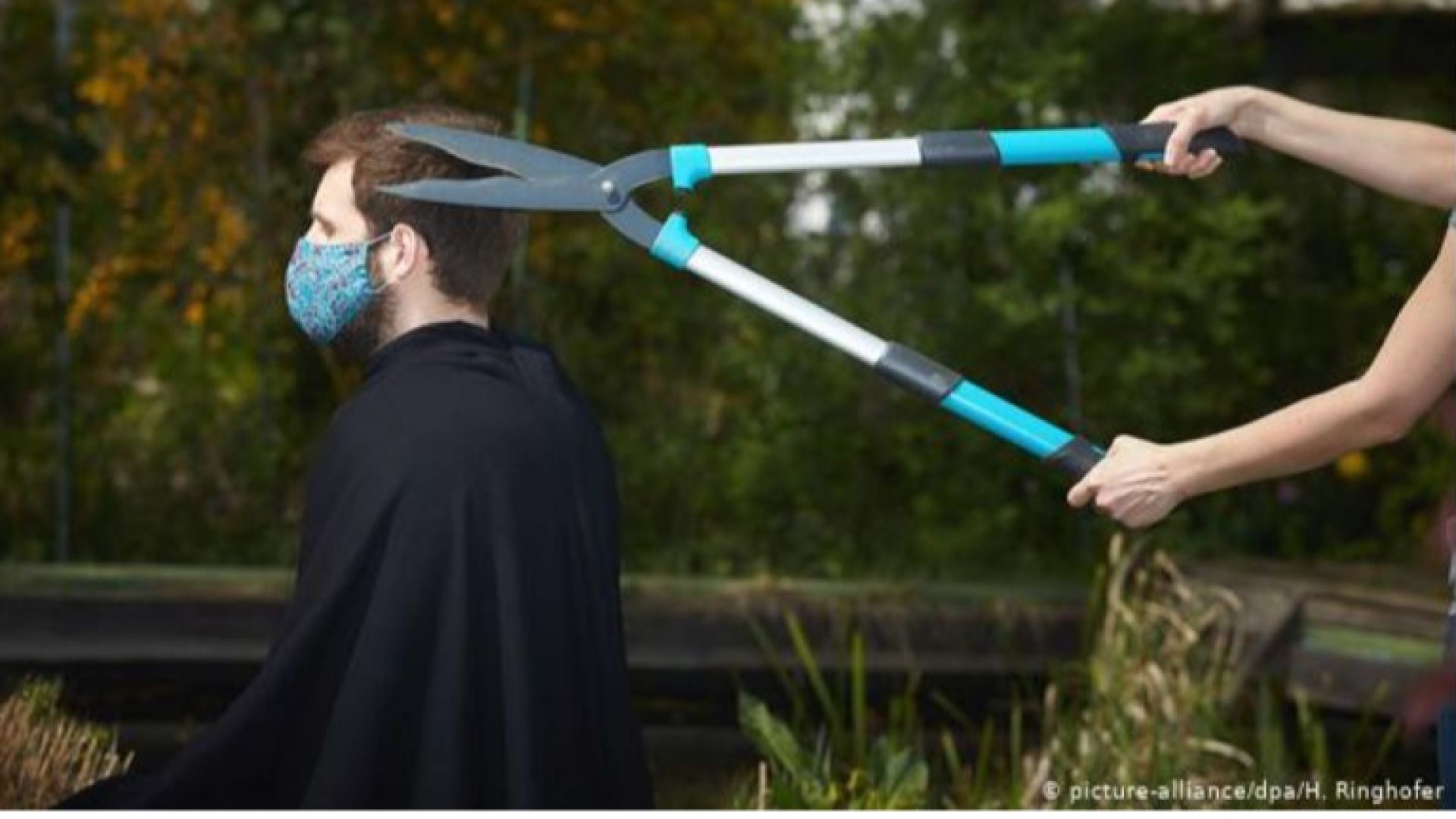 Айде ставайте тия вируси кой ще ги разнася Извънредно положениеПлащат по