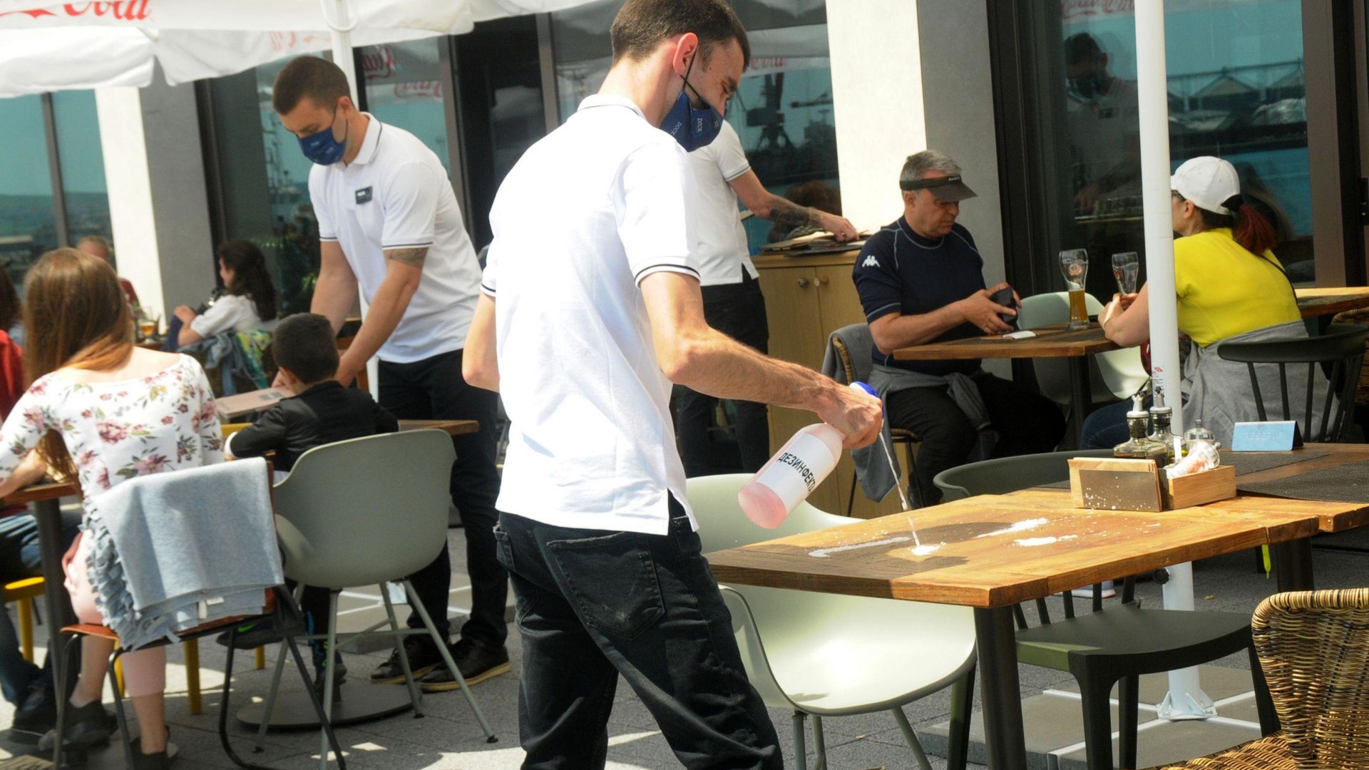 Заведенията в Бургас които предлагат неповторим допир с морето предлагат