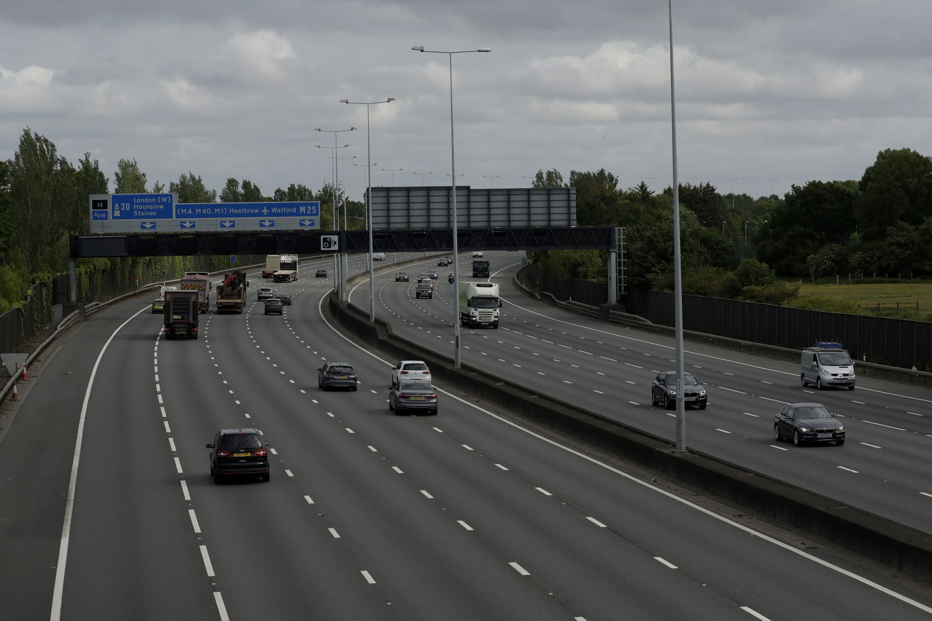 По британските магистрали пак ще може да се пътува между градовете