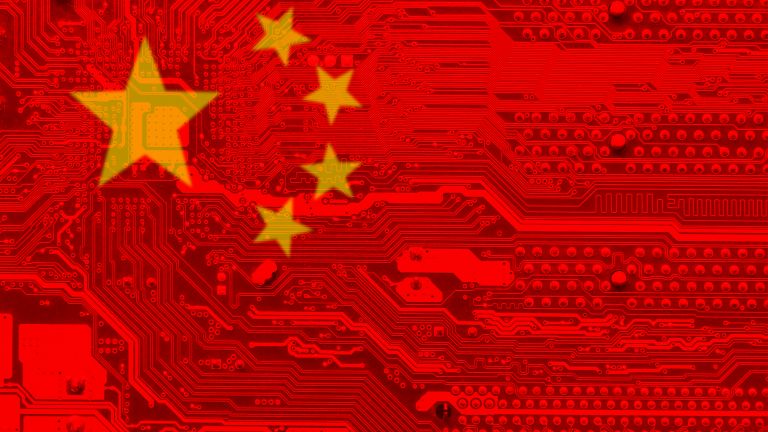 Китай преминава към Linux