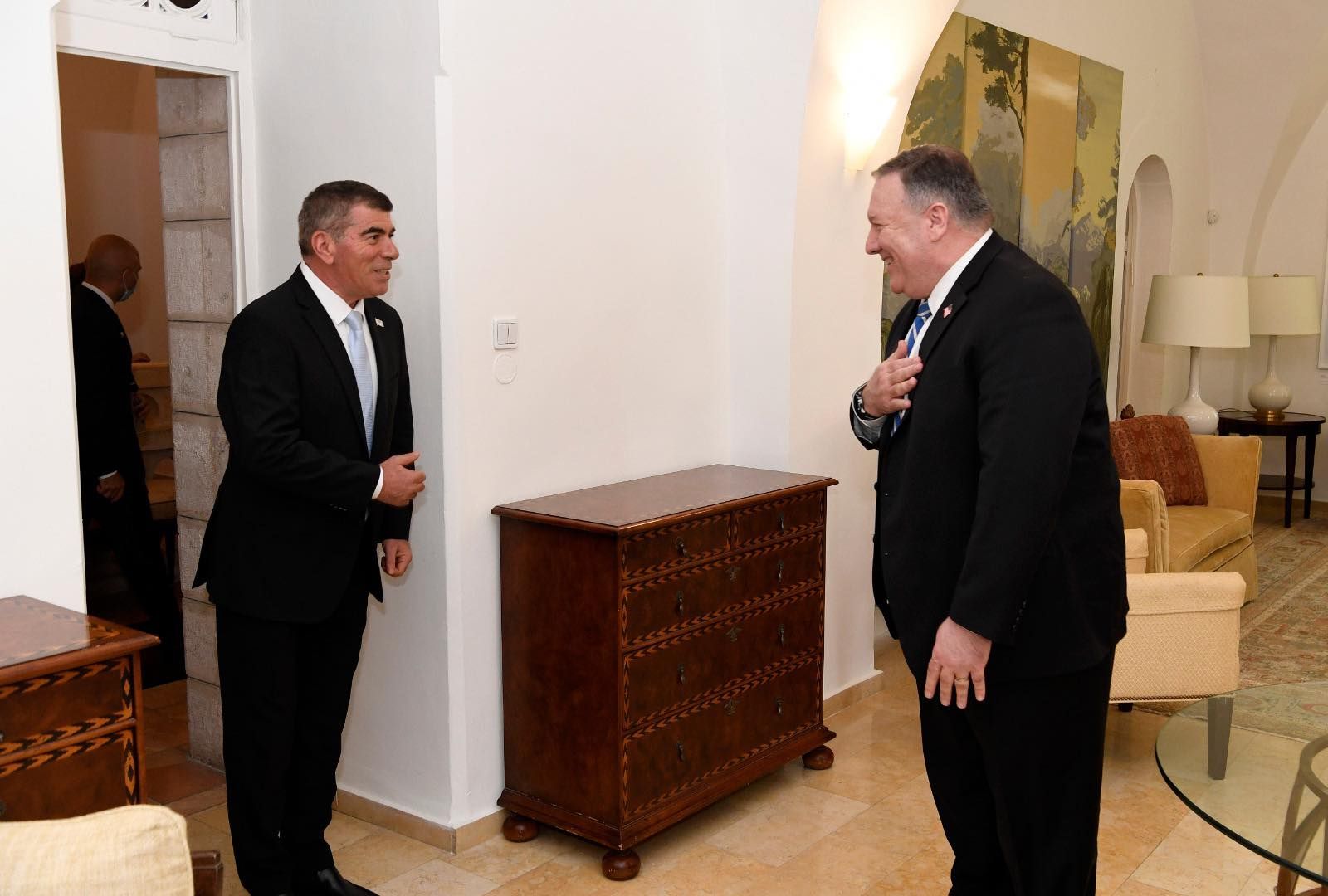 Вчера Габи Ашкенази се срещна с държавния секретар на САЩ Майк Помпео