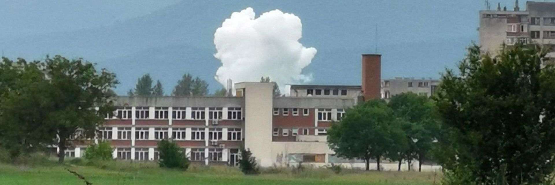 Военният министър пред Dir.bg: В "Арсенал" няма взрив, а просто малка аварийка