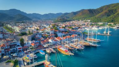 Счупени температурни рекорди в курортите в Турция
