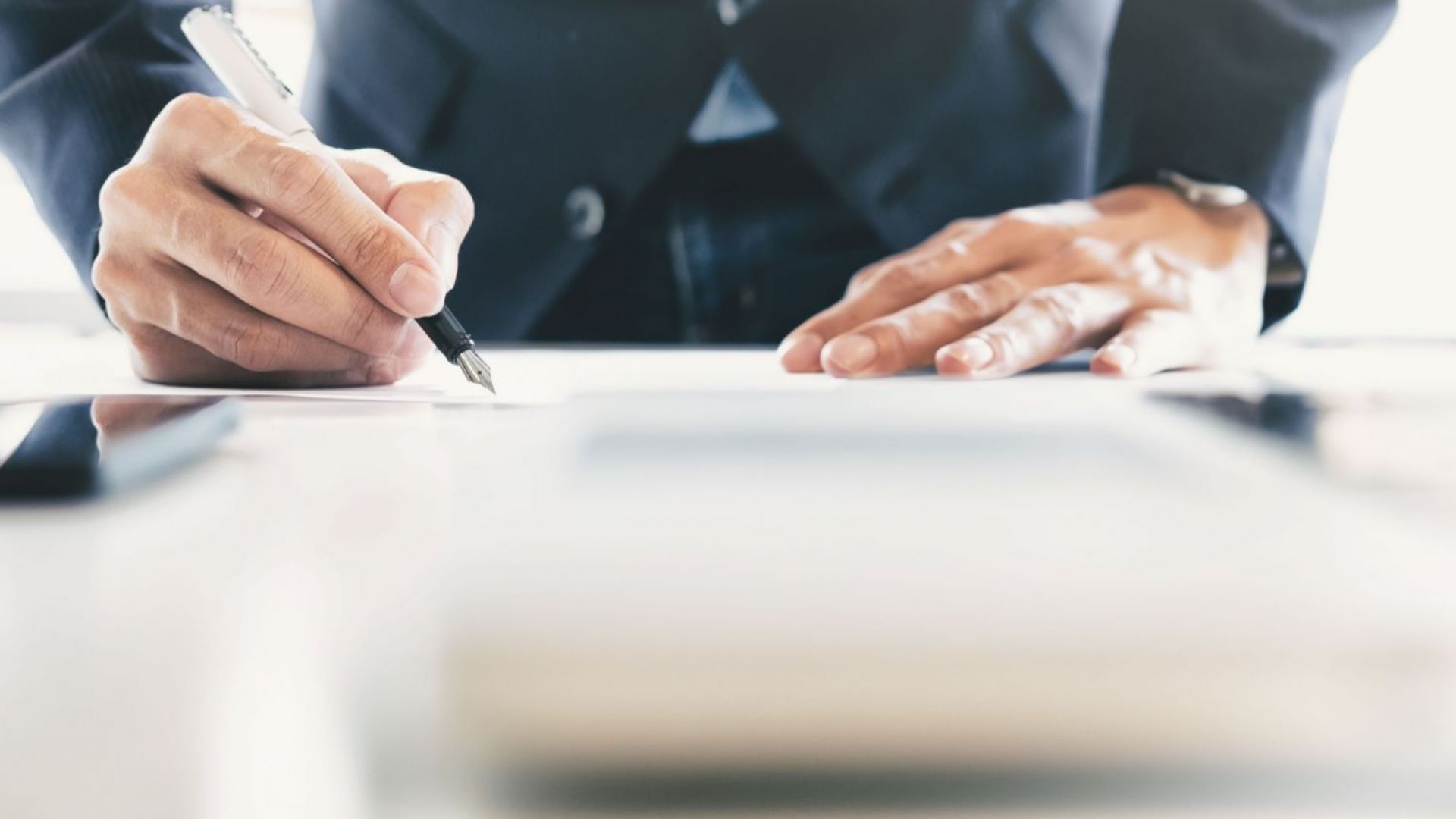 Васил Божков продължава серията от публикации от различни свои страници