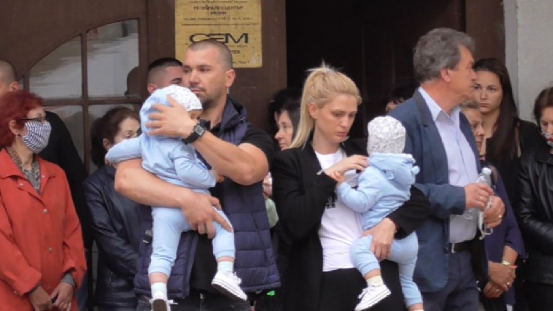 Четирима роми от една фамилия са били задържани за побоя