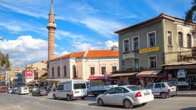 Диверсия: "Белла, чао!“ звуча от.. джамии в Измир (видео)