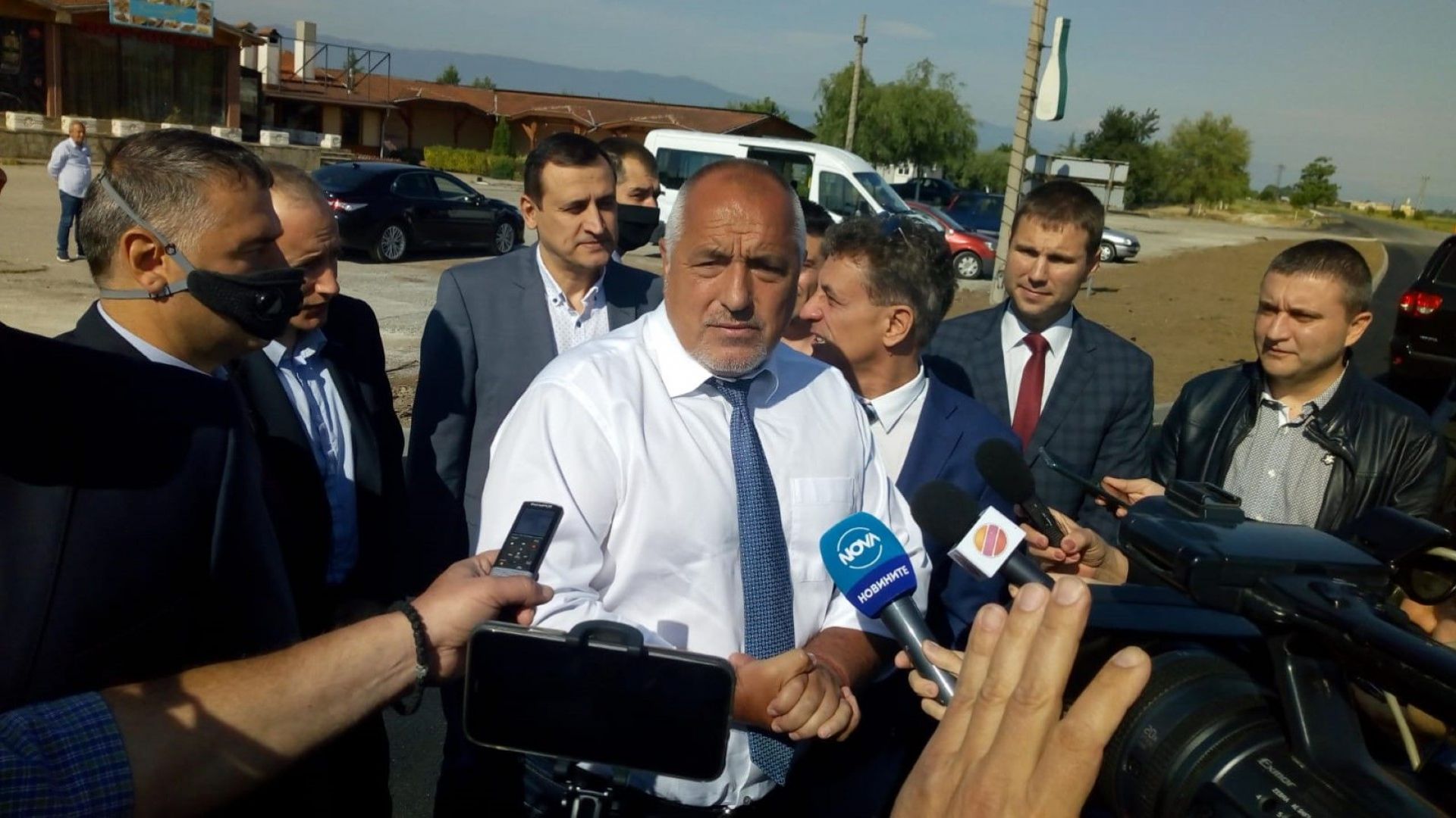 Министър председателят Бойко Борисов посети Пазарджик и инспектира ремонтите на пътя
