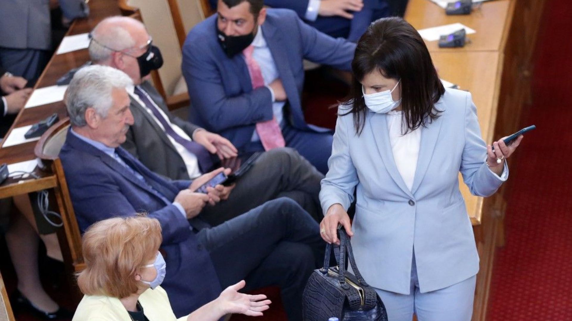 Национален съвет като постоянен консултативен орган който ще координира държавната