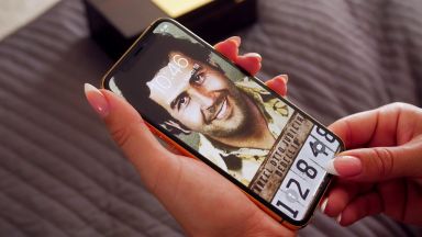 Брата на Ескобар иска над 2 милиарда долара от Apple