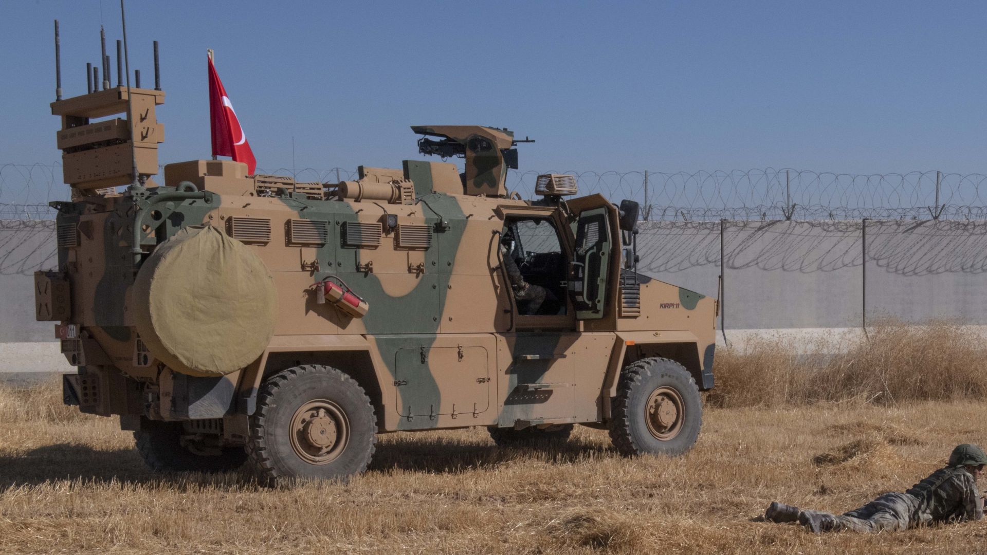 Турция създаде военна зона край границата с България
