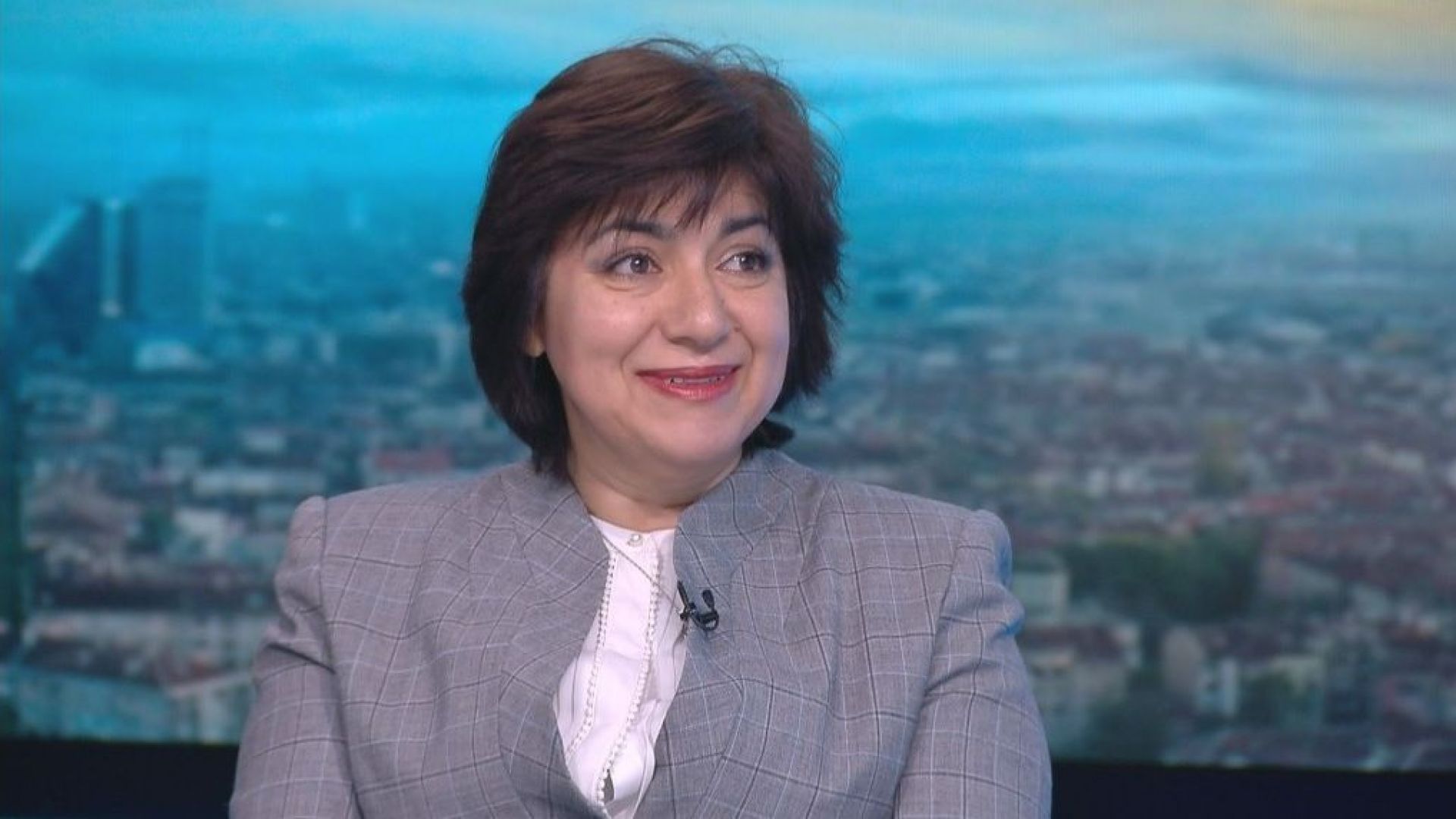 Както дезинфектантите разрушават липидната обвивка на вирусите така разрушават и