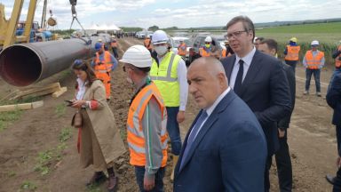 Премиерът Бойко Борисов изпрати картина на сръбския президент Александър Вучич