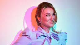 Положението е сериозно: Галя от КариZма влиза в плажна форма за лятото