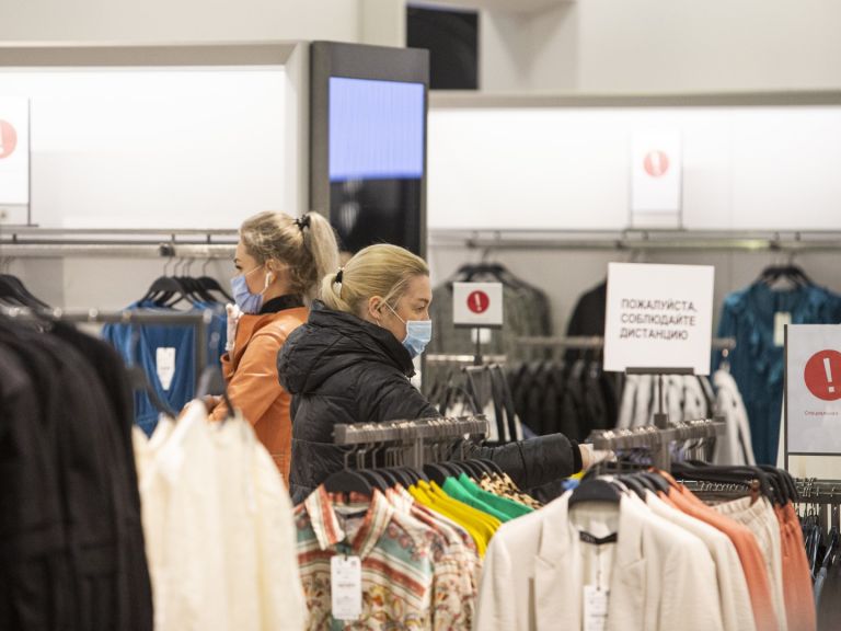 Доходите в Русия - на 43% от трудоспособните жители не им стигат парите до заплата | Бизнес.dir.bg