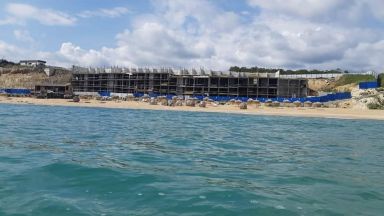 Разрешението за строеж с което инвеститорът в Алепу е започнал