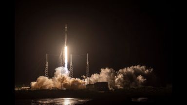 SpaceX изстреля още 60 сателита за интернет
