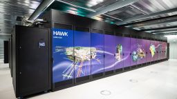Виртуална обиколка разкрива отвътре суперкомпютъра Hawk